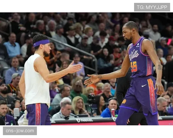 季后赛首轮G4：太阳主场大胜鹈鹕，布克杜兰特合计真实命中率高达71.5%